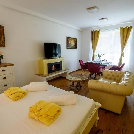 Ultracentral Luxury Apartment Cluj-Napoca Extérieur photo