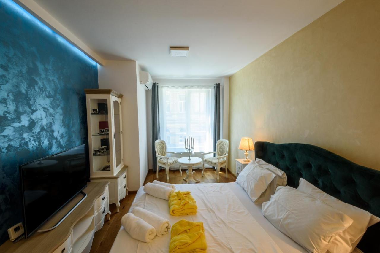 Ultracentral Luxury Apartment Cluj-Napoca Extérieur photo