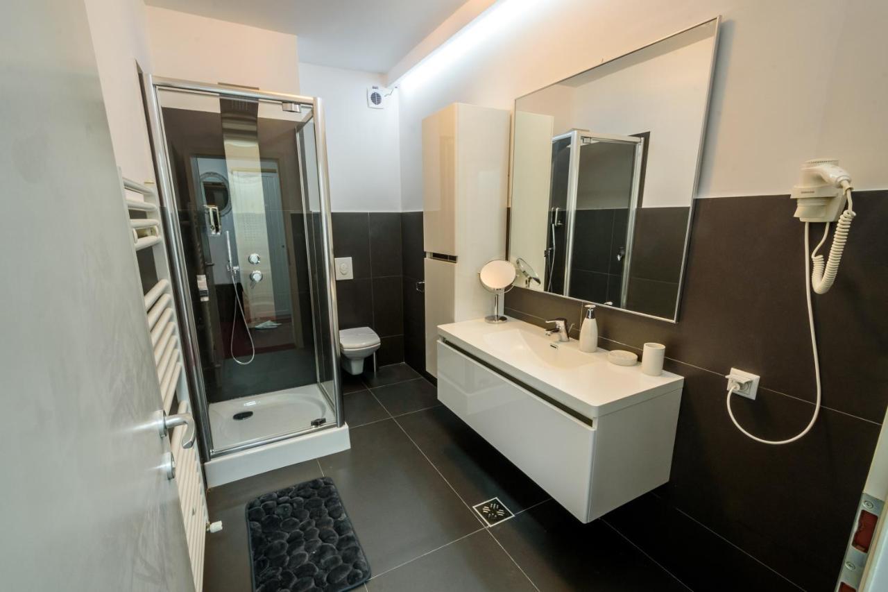 Ultracentral Luxury Apartment Cluj-Napoca Extérieur photo