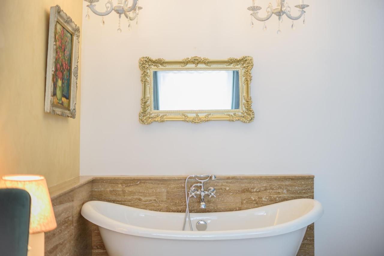 Ultracentral Luxury Apartment Cluj-Napoca Extérieur photo