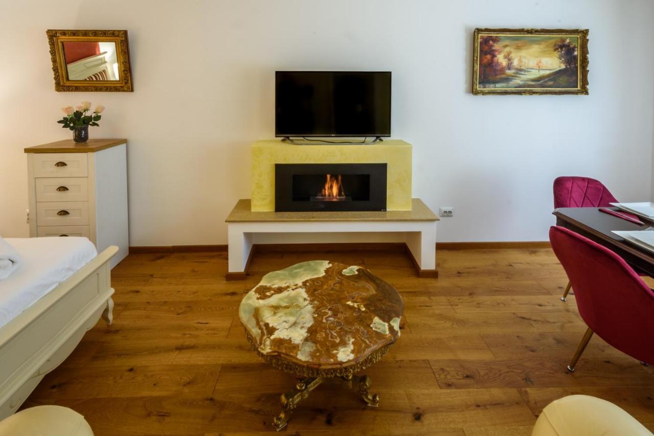 Ultracentral Luxury Apartment Cluj-Napoca Extérieur photo